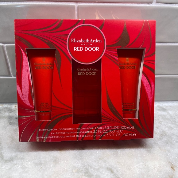 NIB 3pc Elizabeth Arden Red Door EDT / Lotion / Shower Gel - Picture 1 of 2